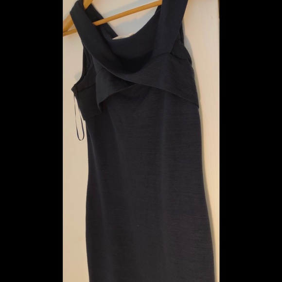 Woman’s sexy knit dress no sleeve for date night - Picture 7 of 7